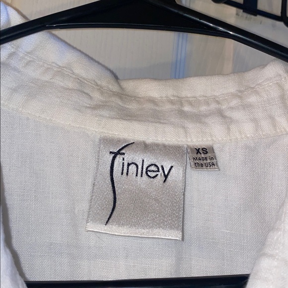 FINLEY White Linen Sleeveless Button-Down Shirt - Picture 9 of 10